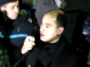 Մարտուն Գրիգորյանը մեկ ցուցարարի ուղեկցությամբ կայցելի Պերմյակովին